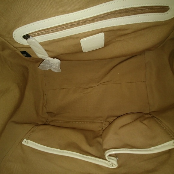 💯Auth. 💕BURBERRY💕 SMALL NAPIER Handbag - Picture 7 of 14